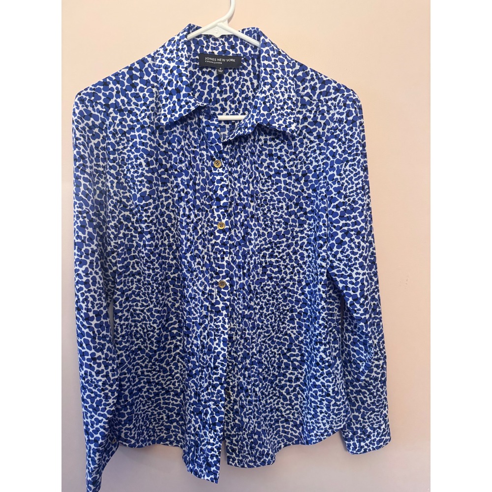 Jones New York Collection Women's Blue White Animal Print Button Down Shirt‎